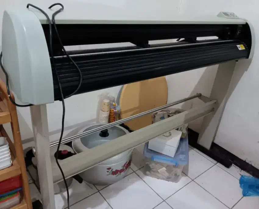 Mesin Cutting Sticker