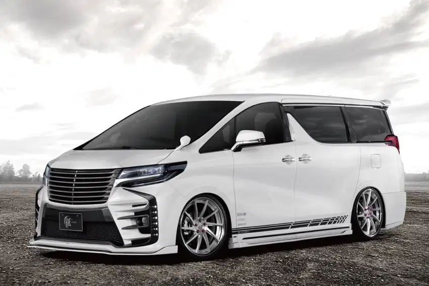 Bodykit Toyota Alphard/Vellfire AGH30 Silk Blaze Glanzen Premium