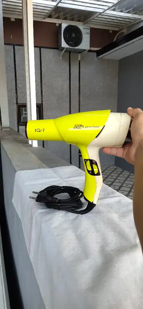 Hair Dryer 1800 Watt  Solis IQ7 Made In Swiss - Preloved Vintage