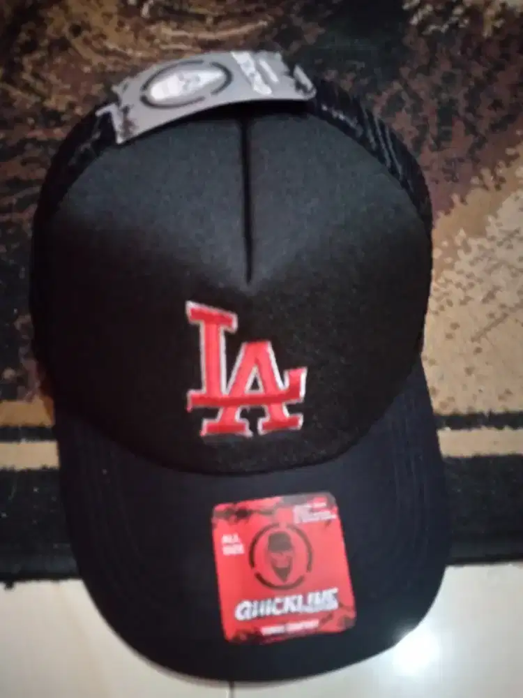 Topi khusus cowok keren