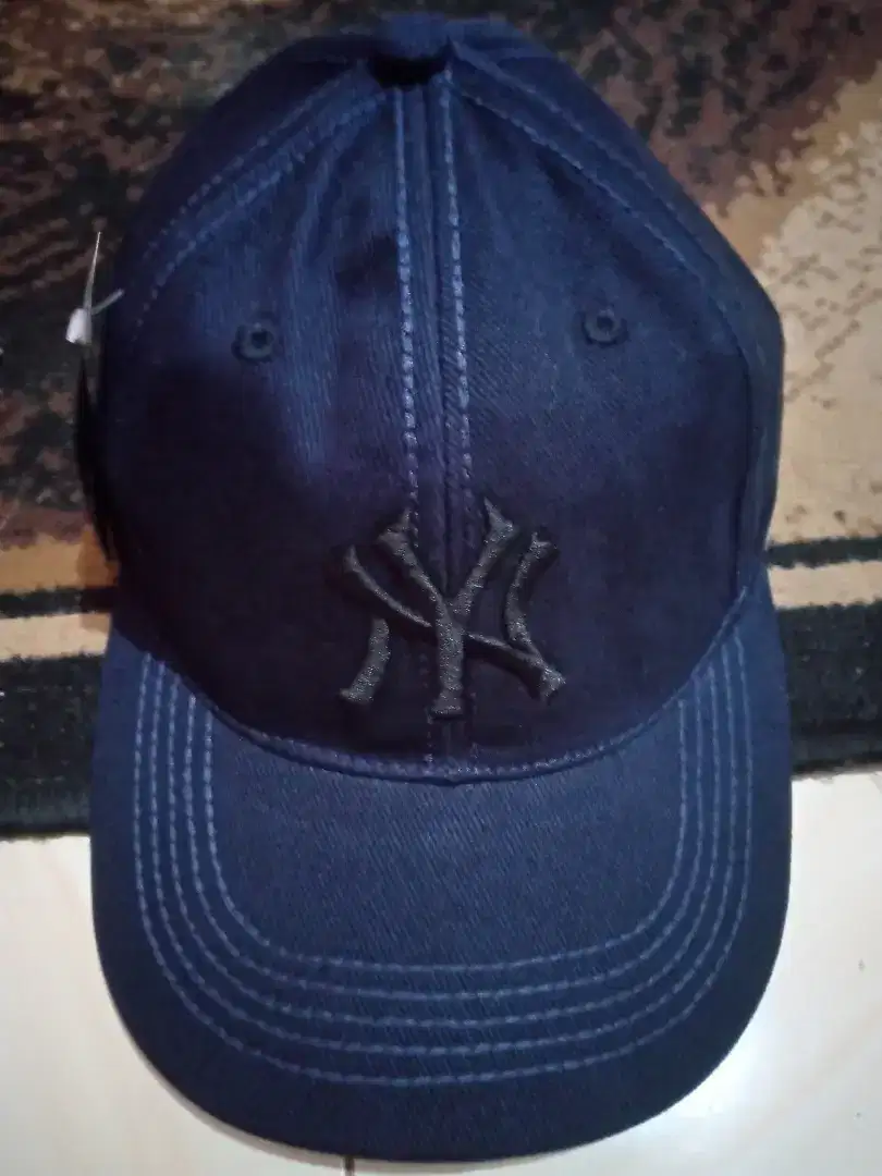 Topi keren khusus cowok