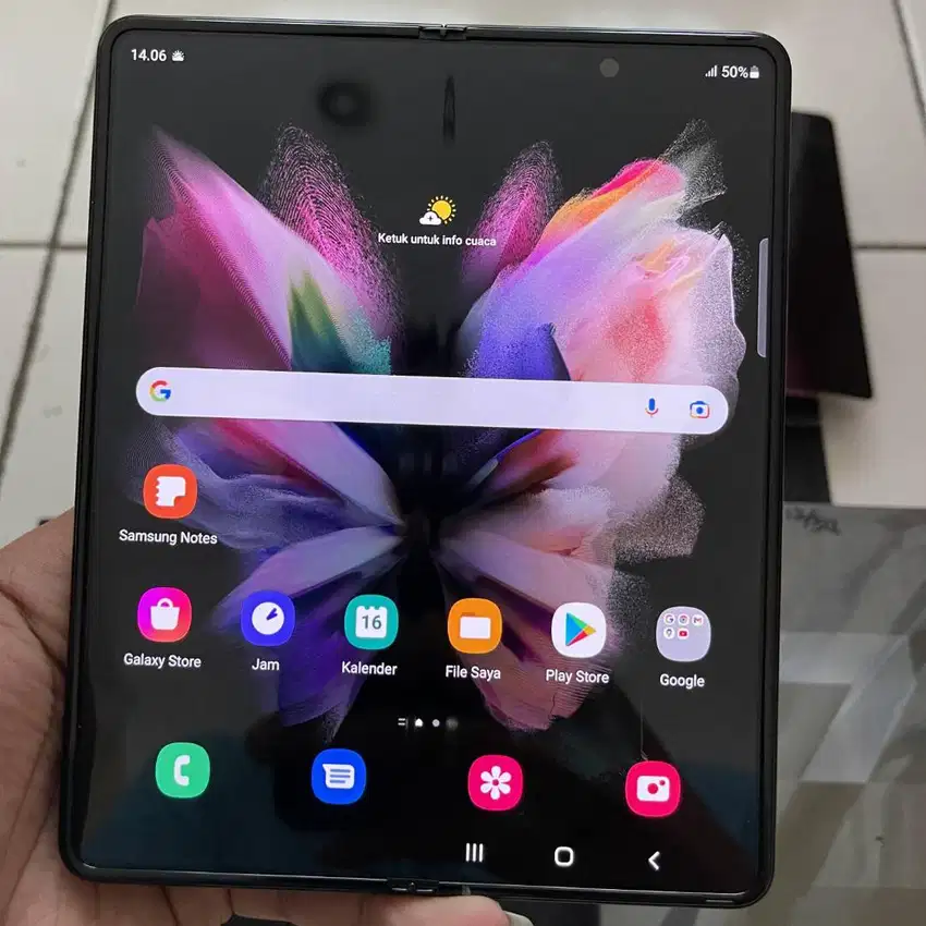 Samsung fold 4 256Gb baru pakai 1bulan dll Siap dibli