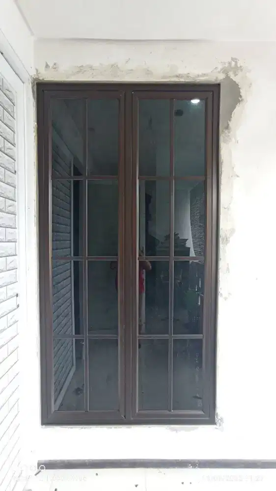 Kusen jendela aluminium