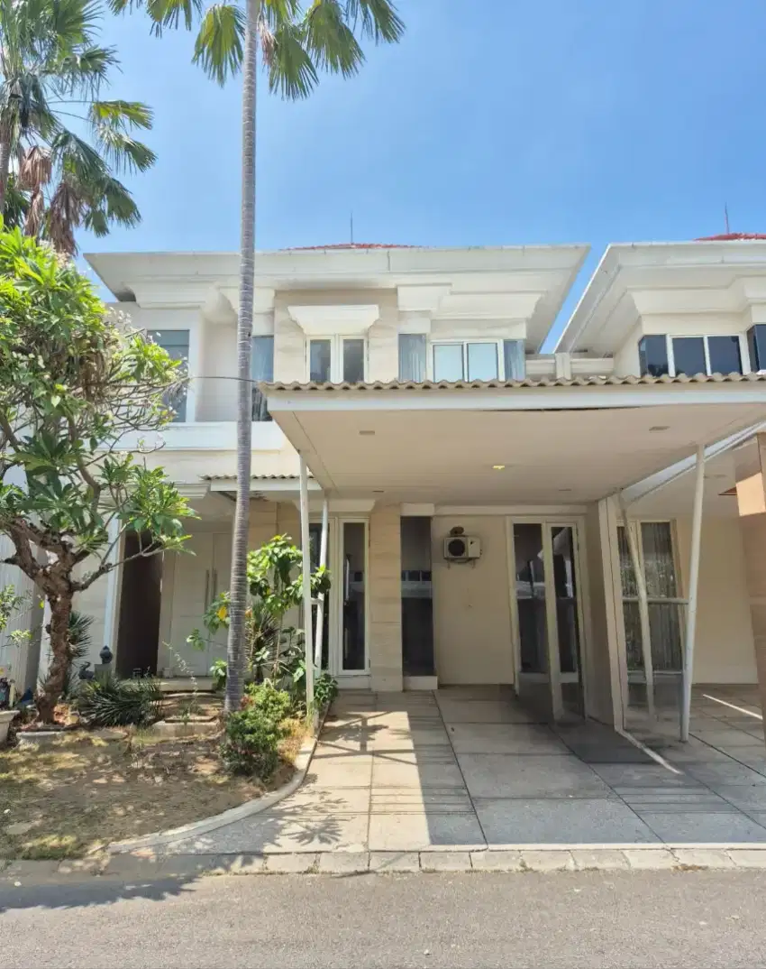 Dijual Rumah Minimalis LaRIZ WOOD SEMI FURNISH PAKUWON INDAH
