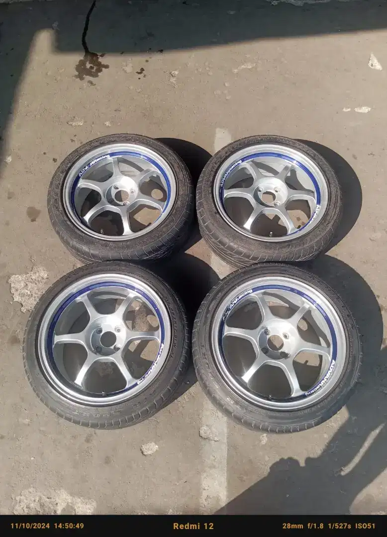 Velg advan rg r17 4x100 lbr7,5/8,5 et38/35 sepaket ban