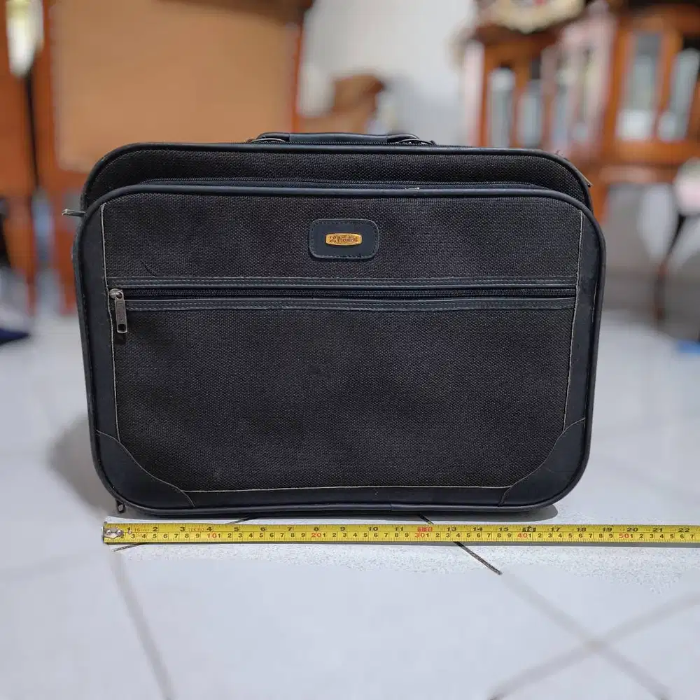 Koper Presiden Bekas Jadul Lokasi Komp.Pelni Depok