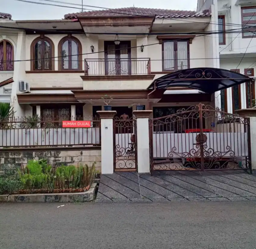 Jual Murah Rumah Mewah  2 Lt Malaka Sari 
Duren Sawit Jakarta Timur