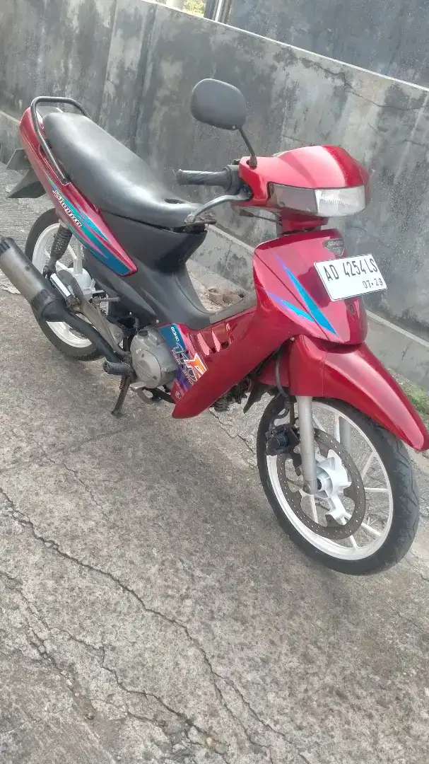 Shogun 2000 warna merah mesin bagus