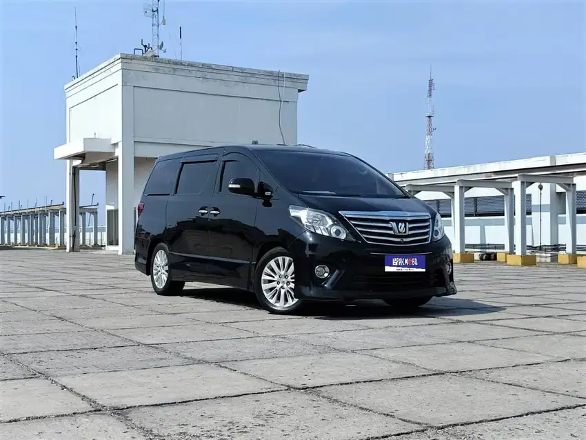 Toyota Alphard 2.4 SC Premium Sound AT 2012 Hitam KM 86RB