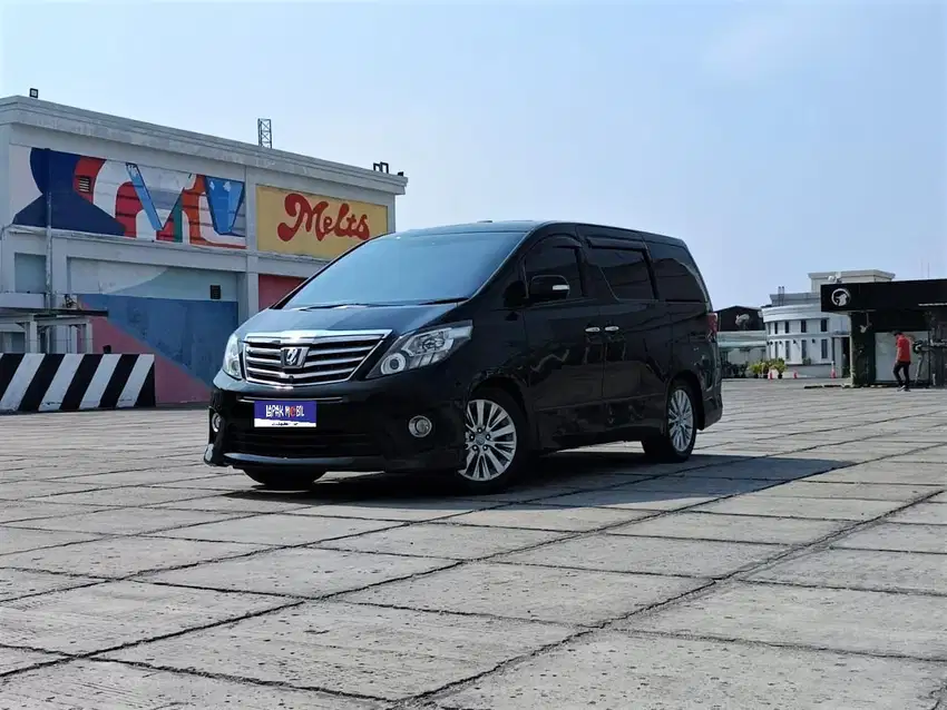 Toyota Alphard 2.4 SC Premium Sound AT 2012 Hitam KM 86RB