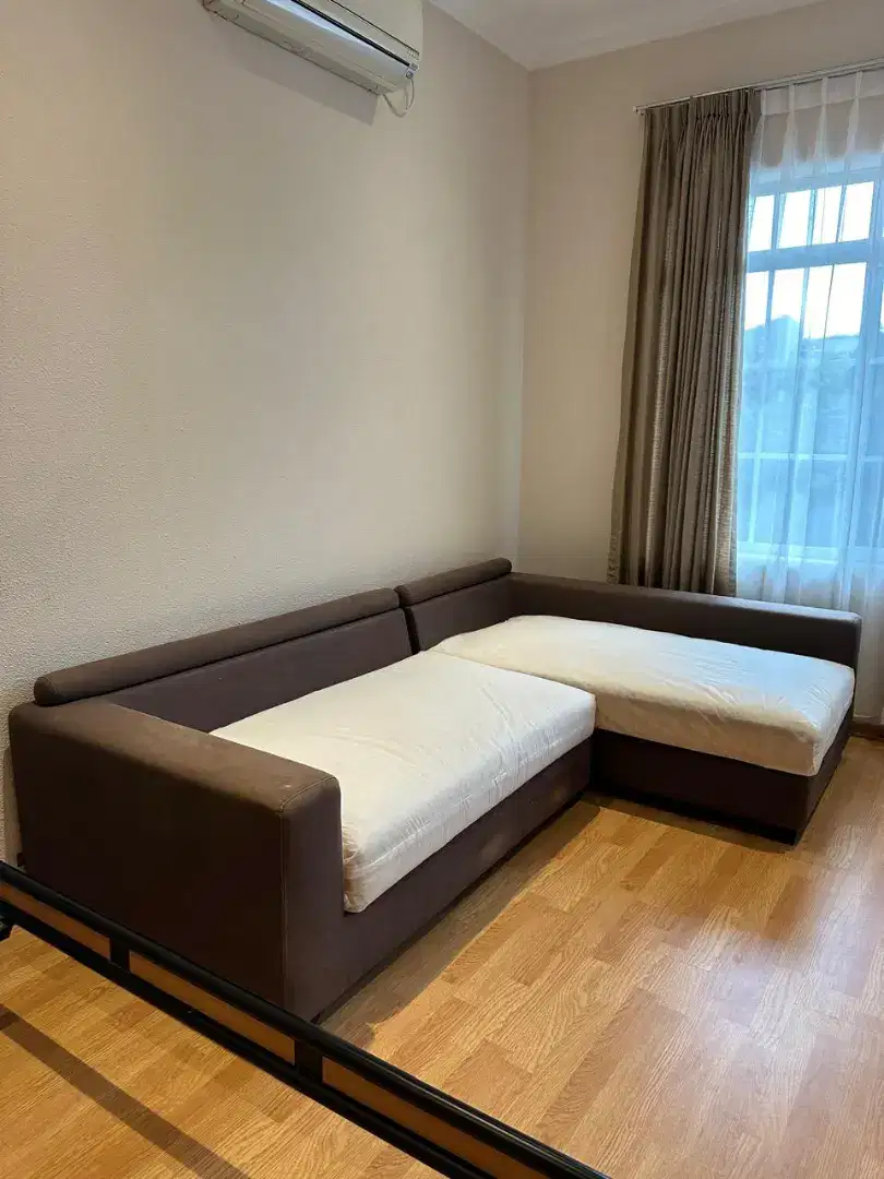 Tukang service sofa