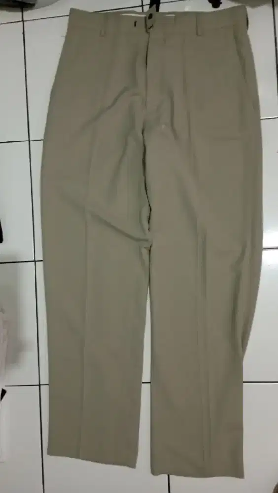 Keit n cole size 32, LP: 41cm,kondisi baru,jual 100k