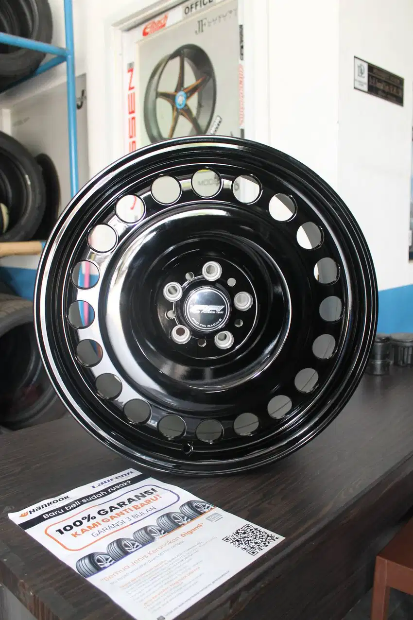 Velg mobil R18 FF1 Bronco Flow Forming utk Innova reborn zenix CRV