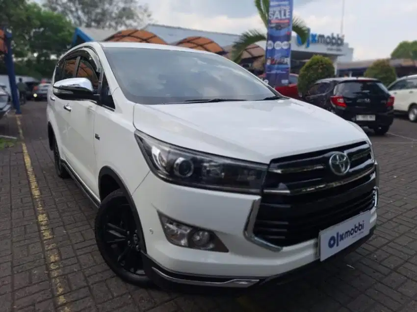 PAJAK PANJANG - TOYOTA KIJANG INNOVA 2.0 VENTURER BENSIN MT 2018