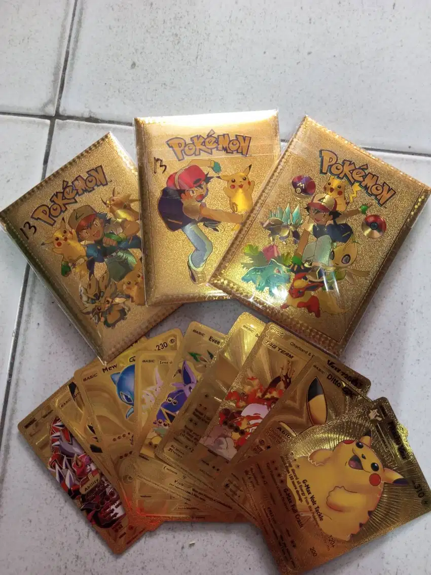 Mainan anak kartu pokemon gold series