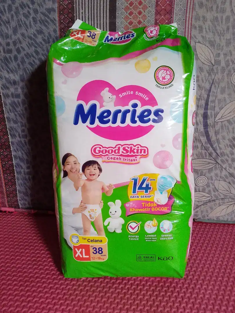 Pampers Merries XL 38