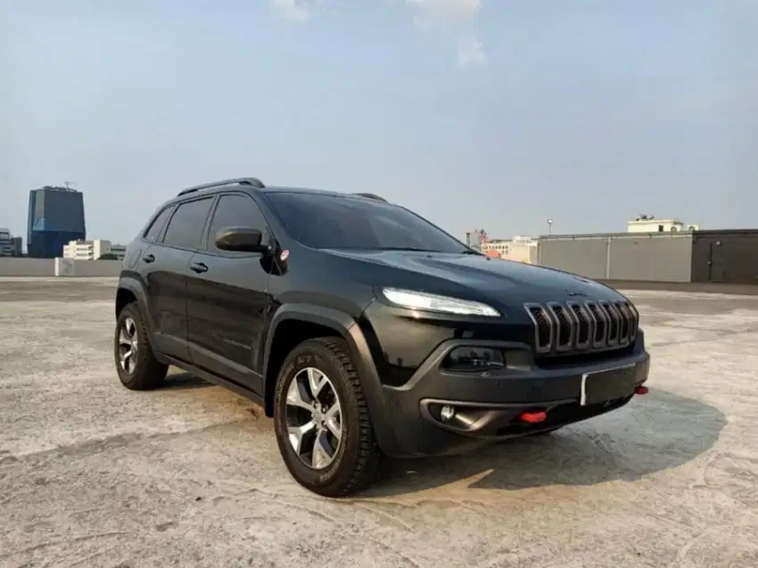 Jeep Cherokee Trailhawk 2015 (#2016 #2017 # 2018 #2019)