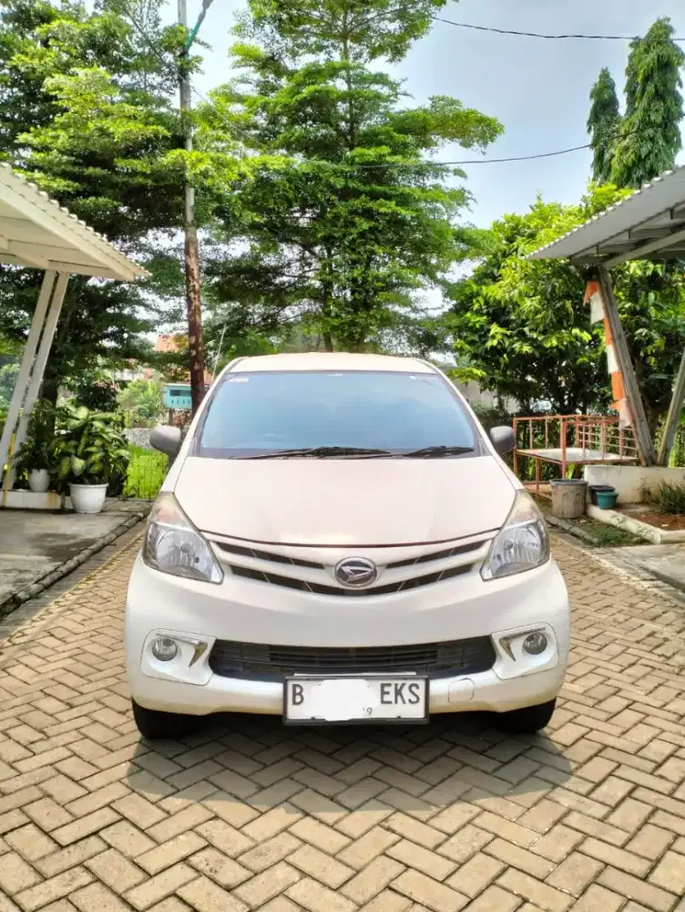 Dijual Xenia 1.3 X STD MT 2014