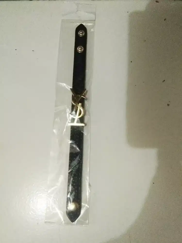 Ysl gelang branded kulit
