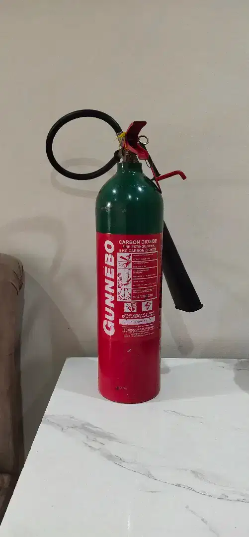 Alat Pemadam Api Brand Gunnebo Carbon Dioxide CO2 - 5 Kg