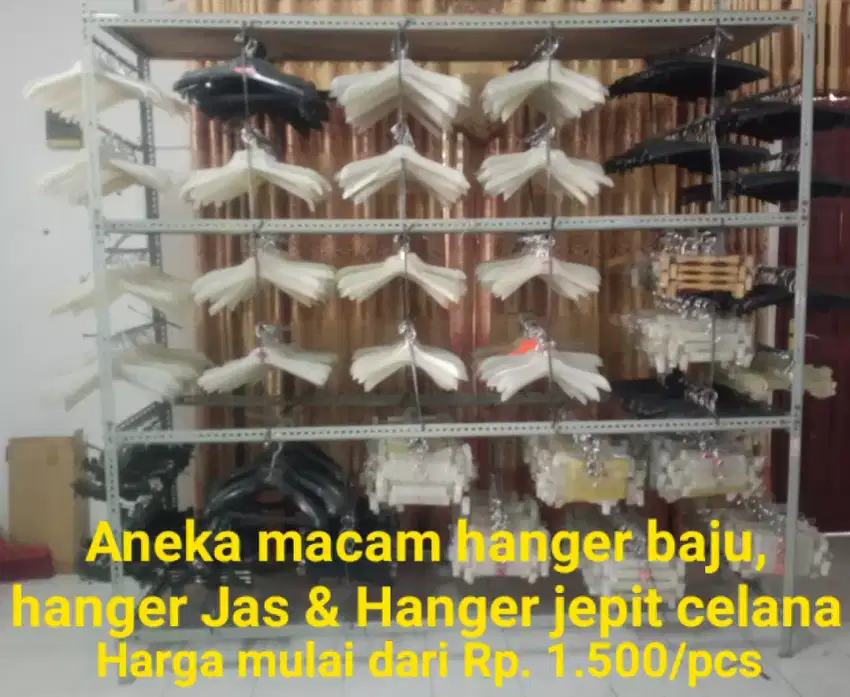 Hanger baju hanger jepit celana hanger jas bahan kayu,hanger daster