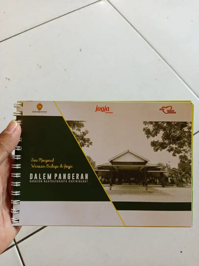 Booklet Resmi Mengenal Bangunan2 Dalem Pangeran Karaton Ngayogyakarta