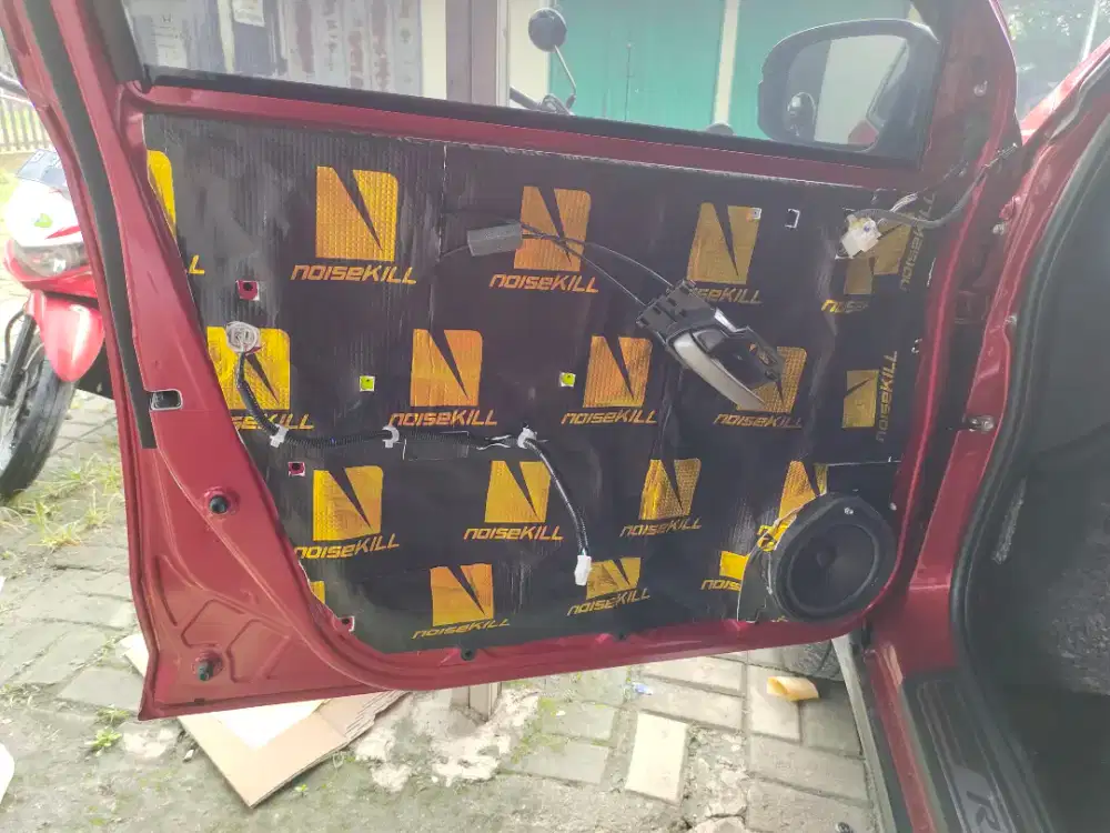 Peredam Mobil Buat mobil Gak berisik