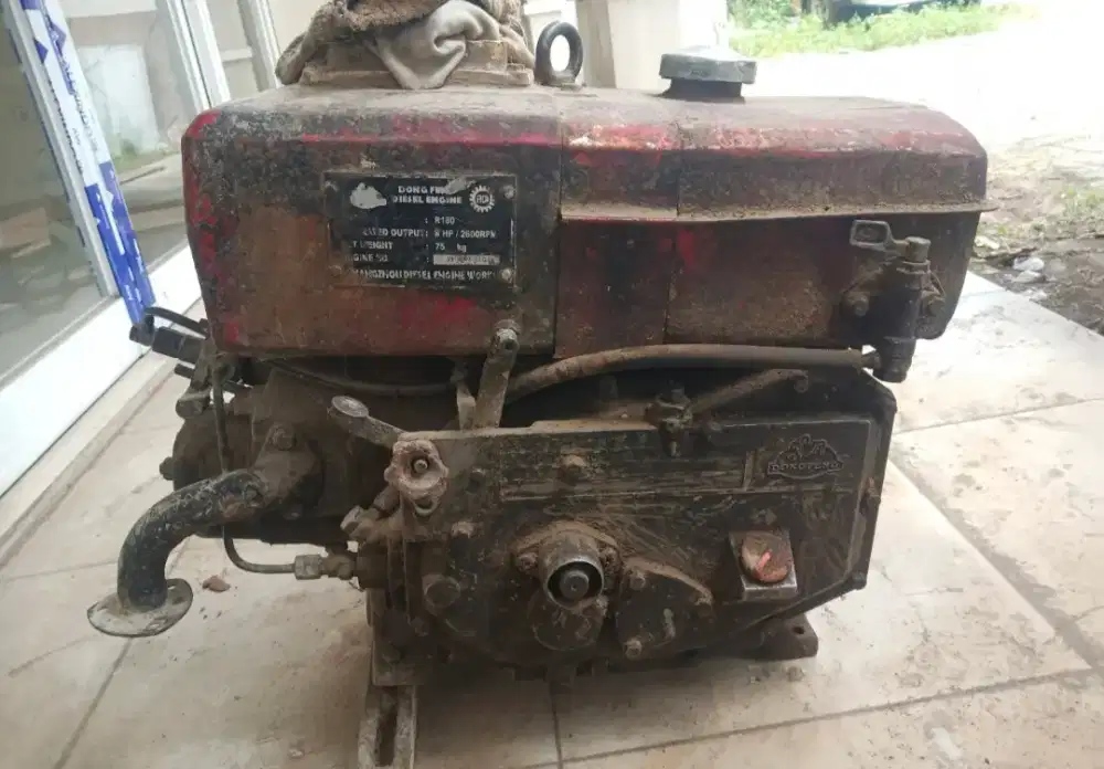 Mesin diesel , mesin penggerak