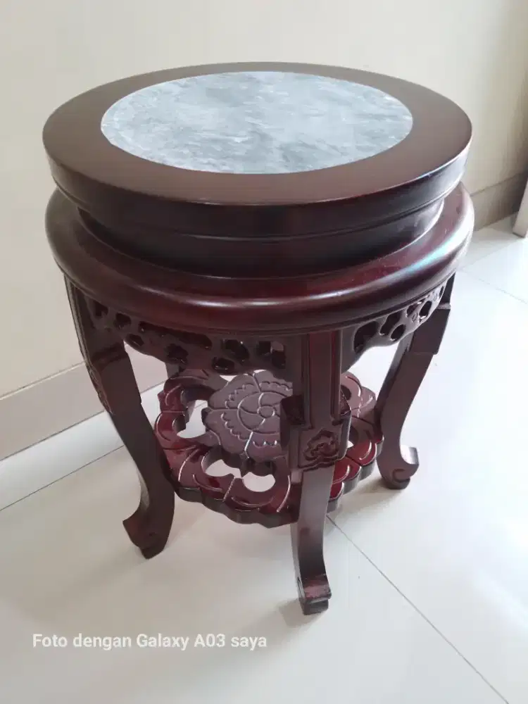 Meja pajang cina kuno kayu antik T.47cm diamtr 33cm