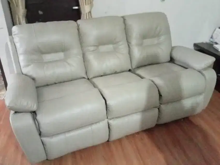 Tukang service sofa