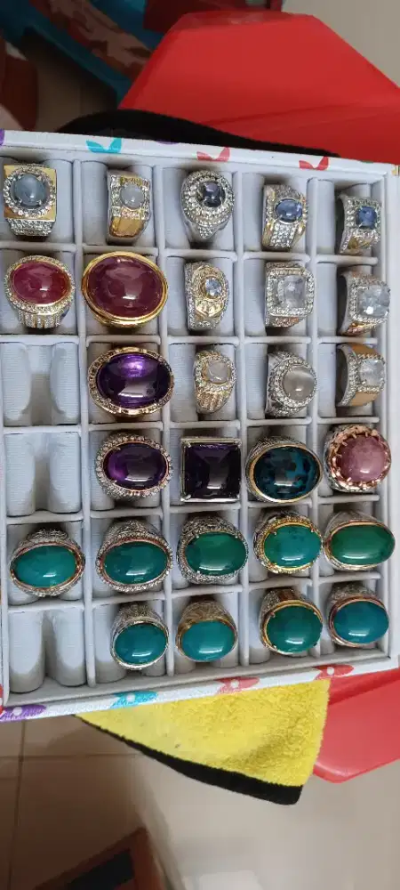 Dijual CEPAT, udah gak mau main batu lagi.