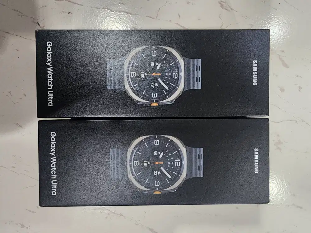 Samsung Galaxy Watch 7 Ultra BNIB Titanium Silver