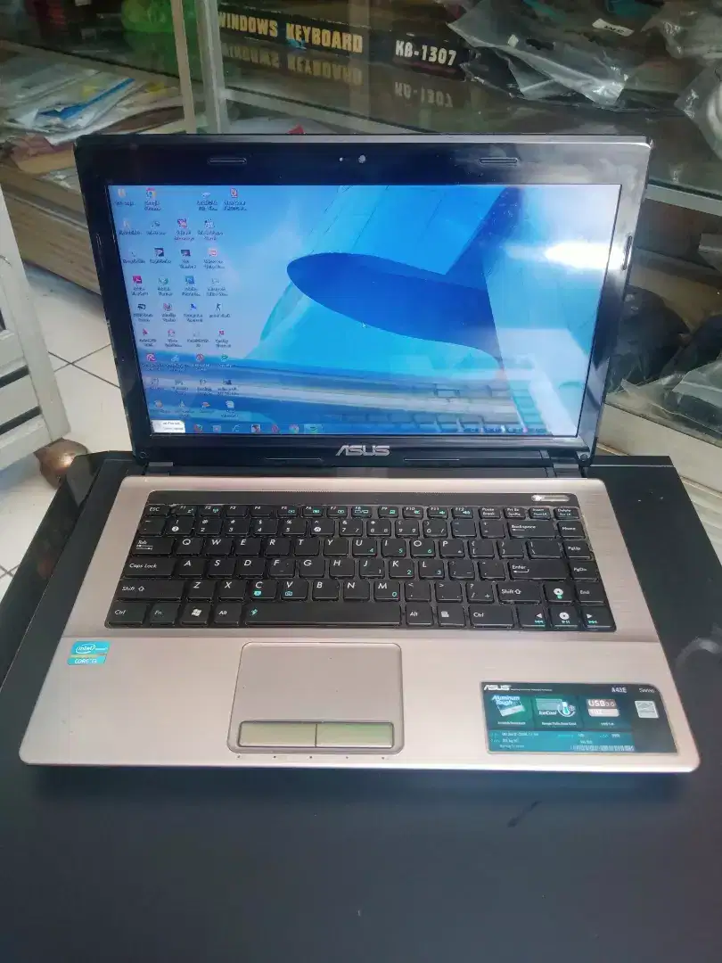 Laptop Asus A42E
Core i3 2330M