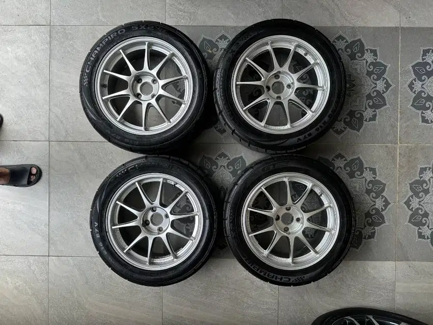 Rep. TC105N R16 Lebar 7 et 38 kondisi velg likenew ban SX2