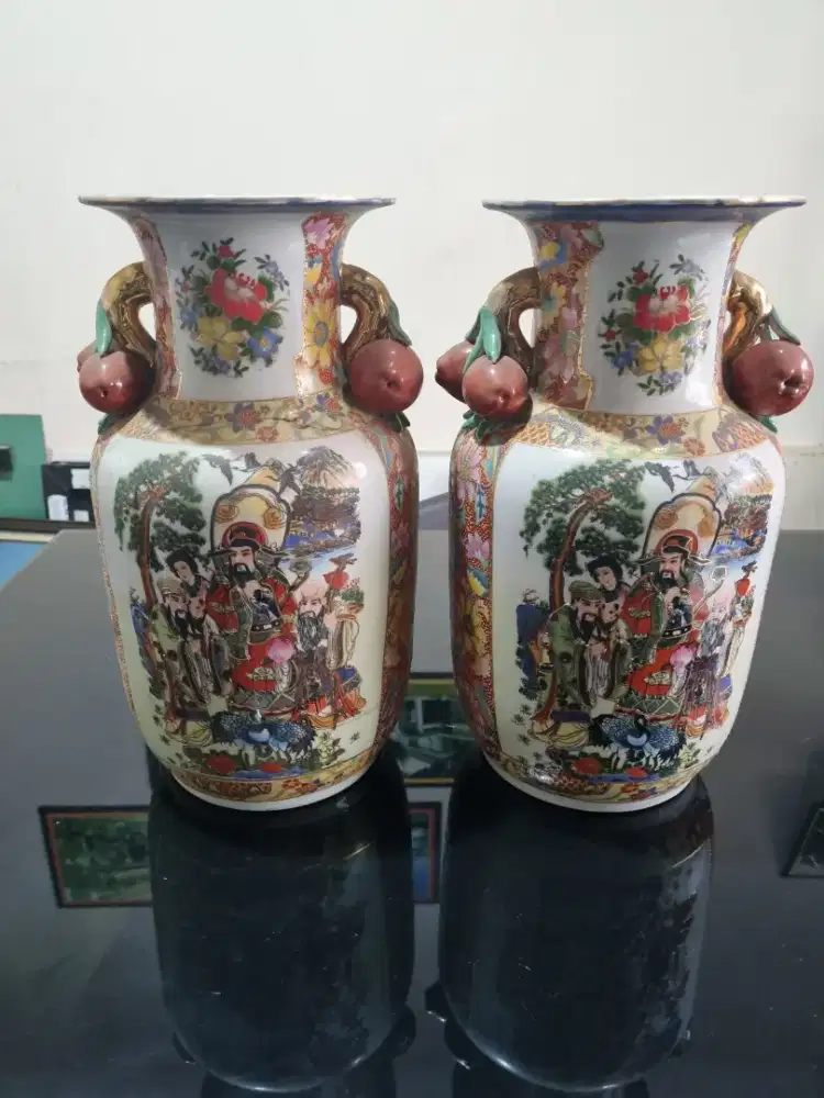 Guci keramik, sepasang