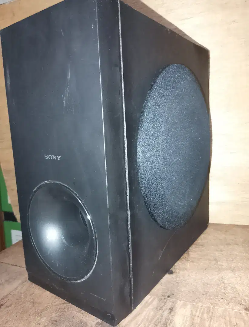 Sony Subwoofer 8 ohm, full ori, box utuh, bass reflex, merk Japan