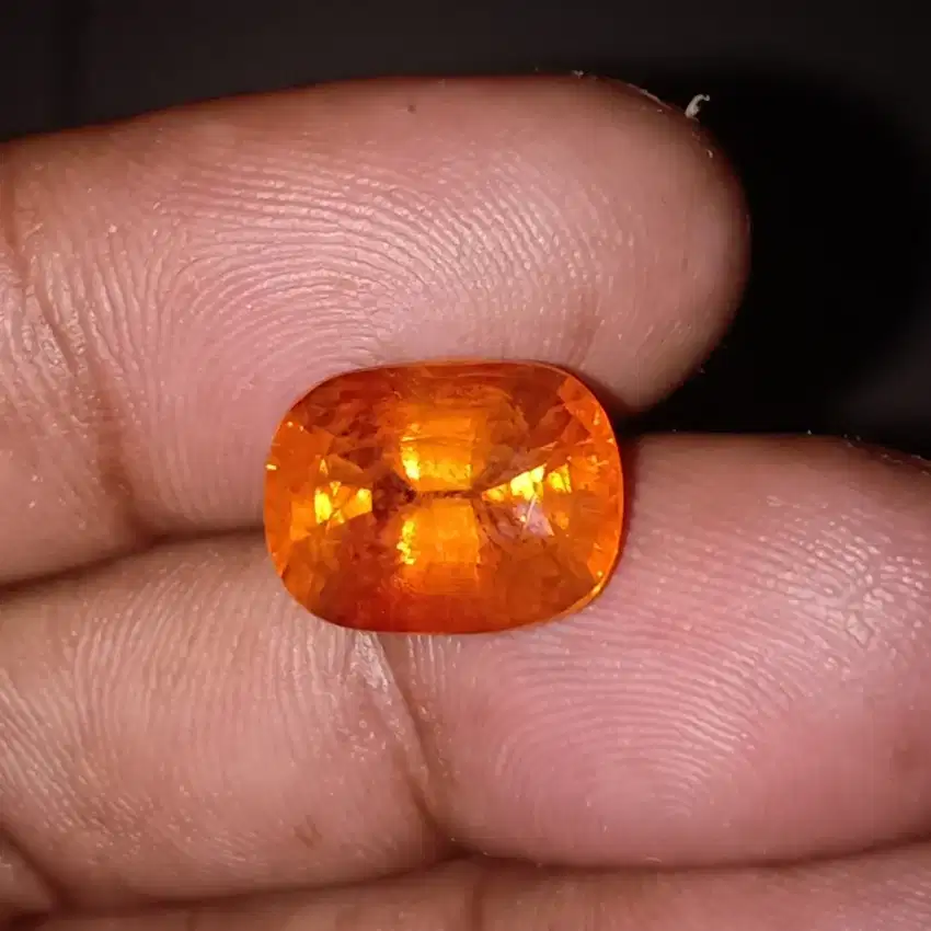 Natural sapphire