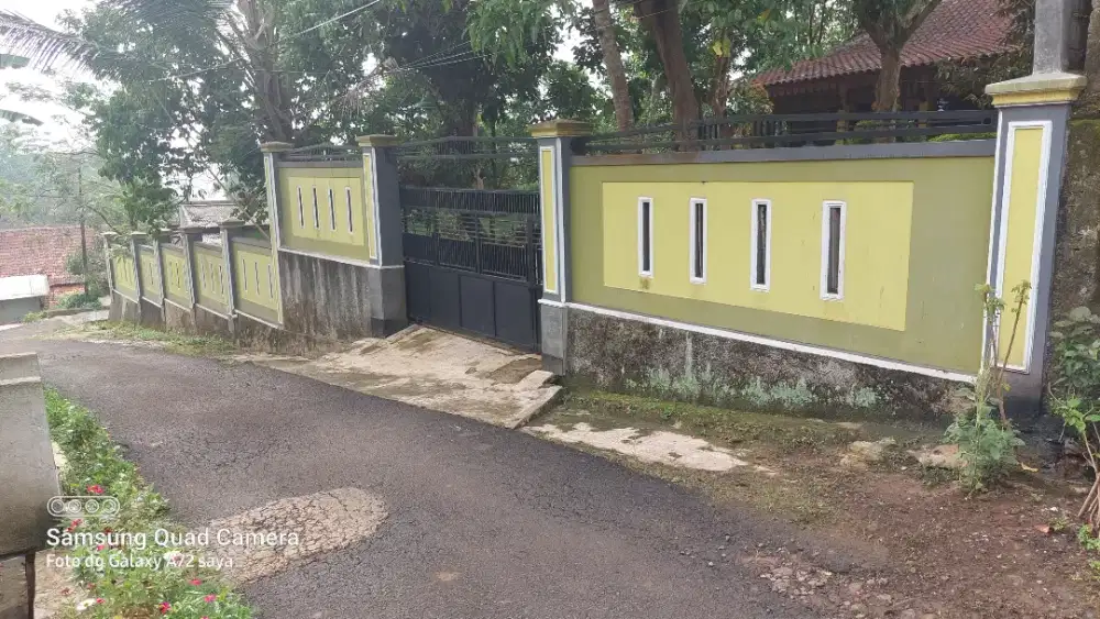 Dijual Rumah dan Tanah