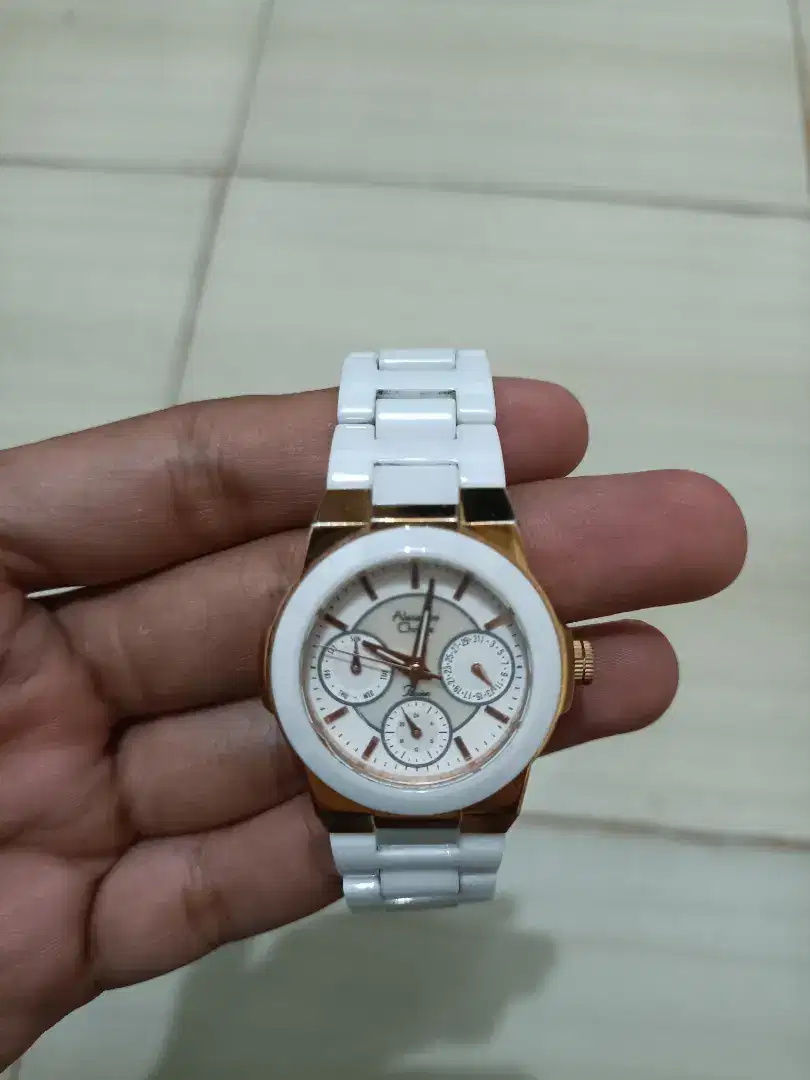 Jam tangan Alexandre Christie Wanita