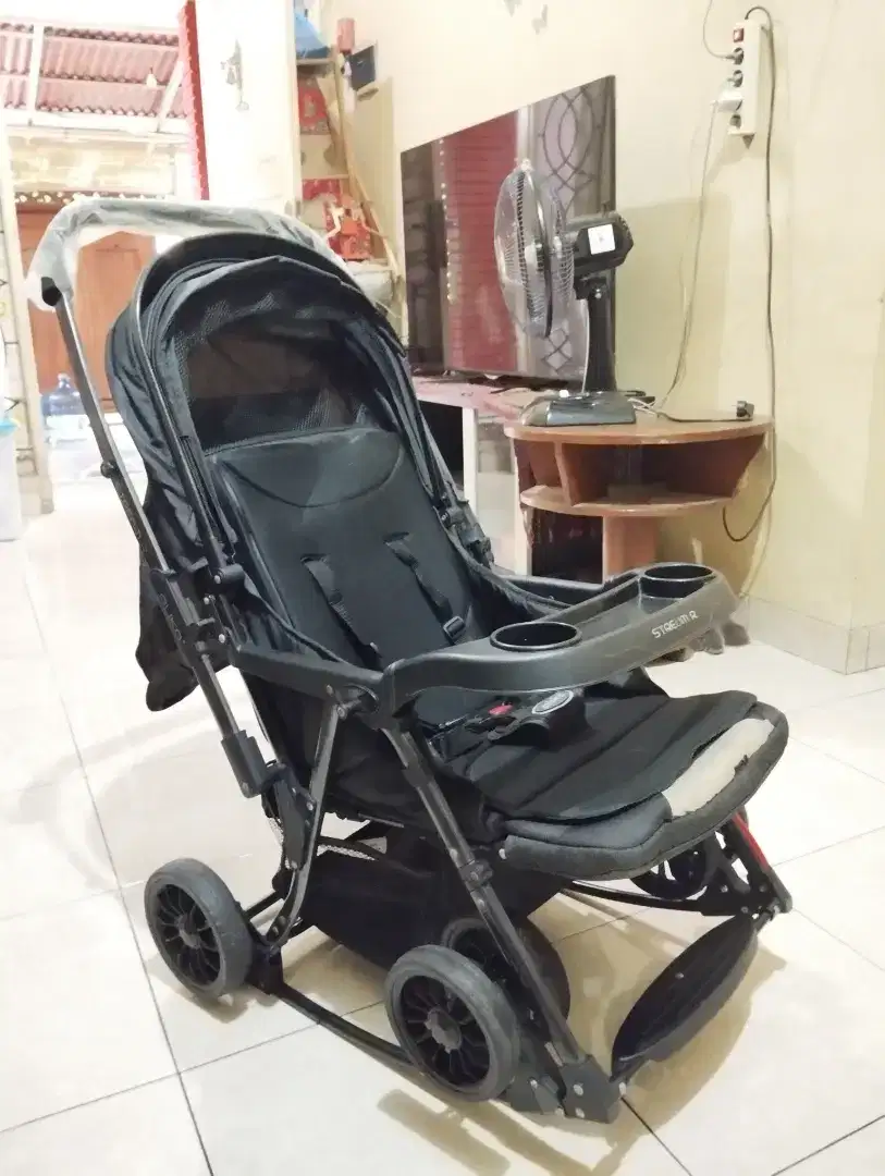 Stroller Bayi New. Bisa Jadi Kursi Goyang. Pegangan Bisa 2 Arah.