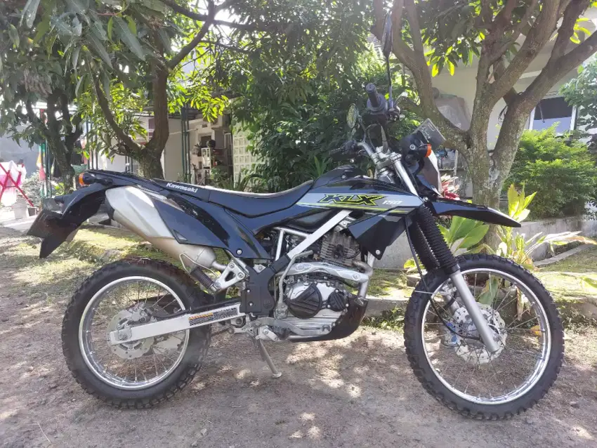 Kawasaki Klx 150 2021. Full orsinilan barang simpenan