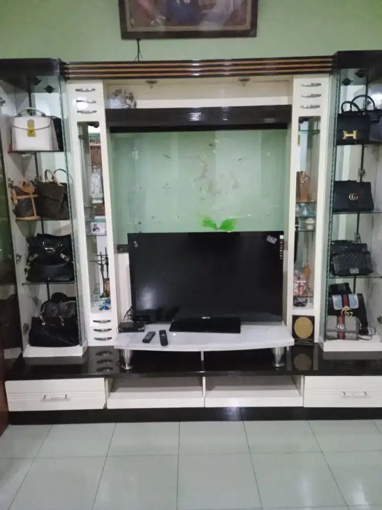 Dijual lemari tempat TV, dan lain2