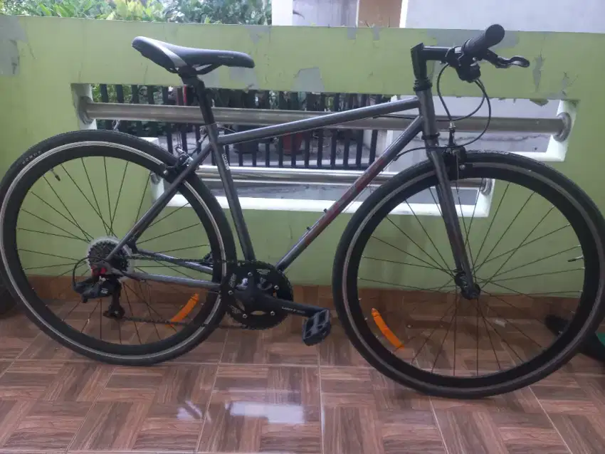 Sepeda Fixie United Slick 700