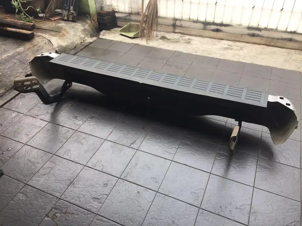 Bemper Belakang Ford Ranger