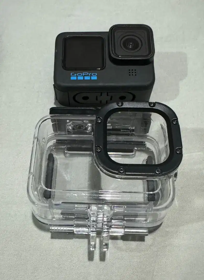 GoPro Hero 11 Black - Like New, Mulus dan Jarang Dipakai