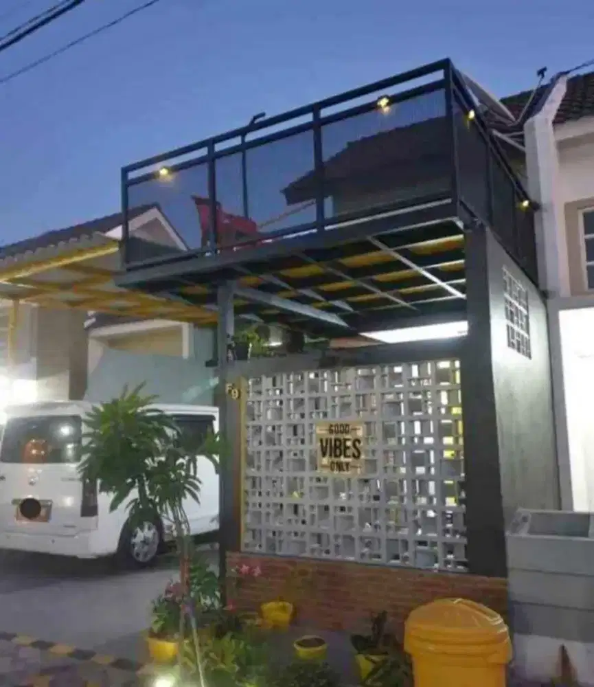 Kanopi balkon/mizanine