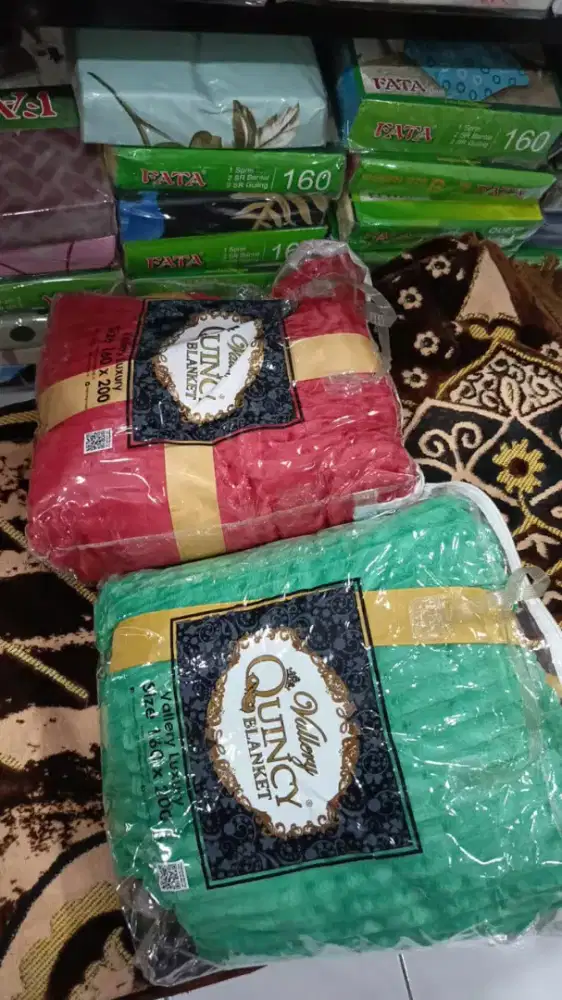 Selimut polos vallery quincy 160*200