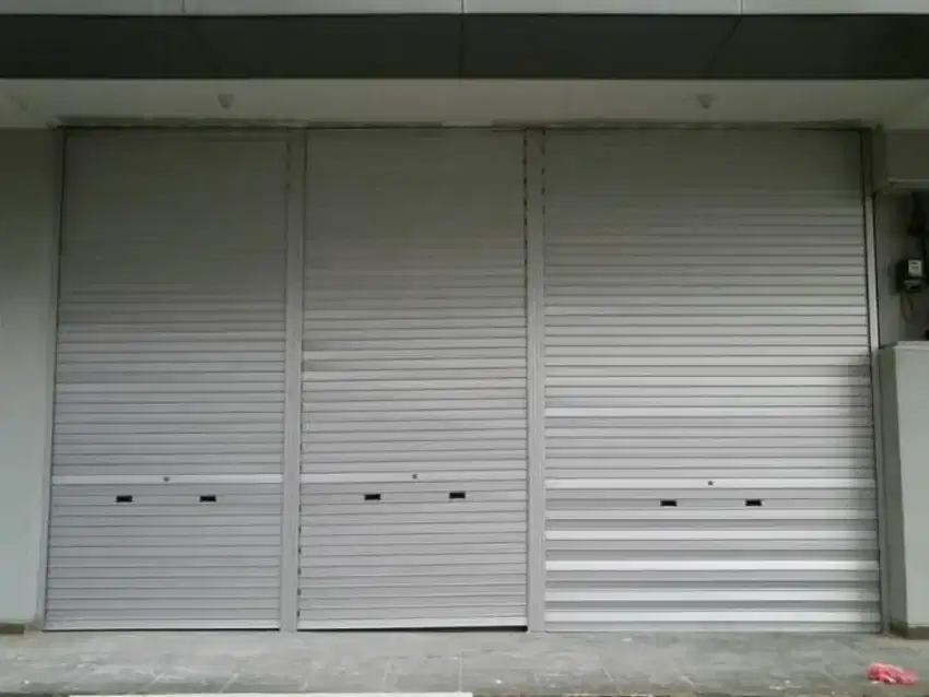 Pintu-pintu rolling door