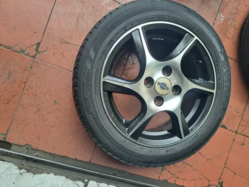 Serep mobil datsun ring 15