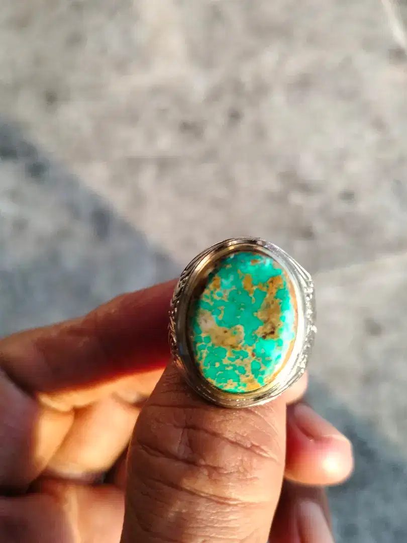 Cincin pirus persia